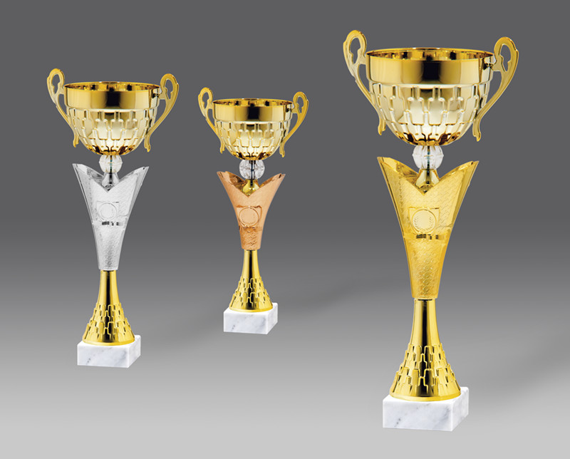 Puchar G24191 3, &oslash;14, h.42 puchary statuetki medale