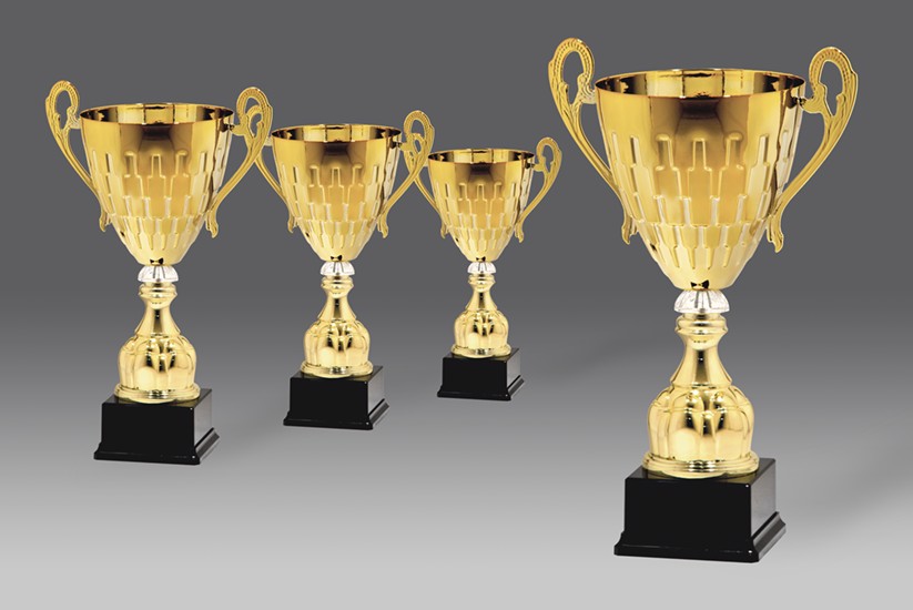 puchar G25149 4, &oslash;18, h.48 puchary statuetki medale