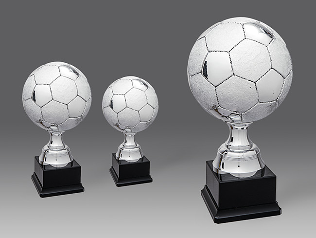 Statuetka SO 6208 3, &oslash;19, h.37 puchary statuetki medale